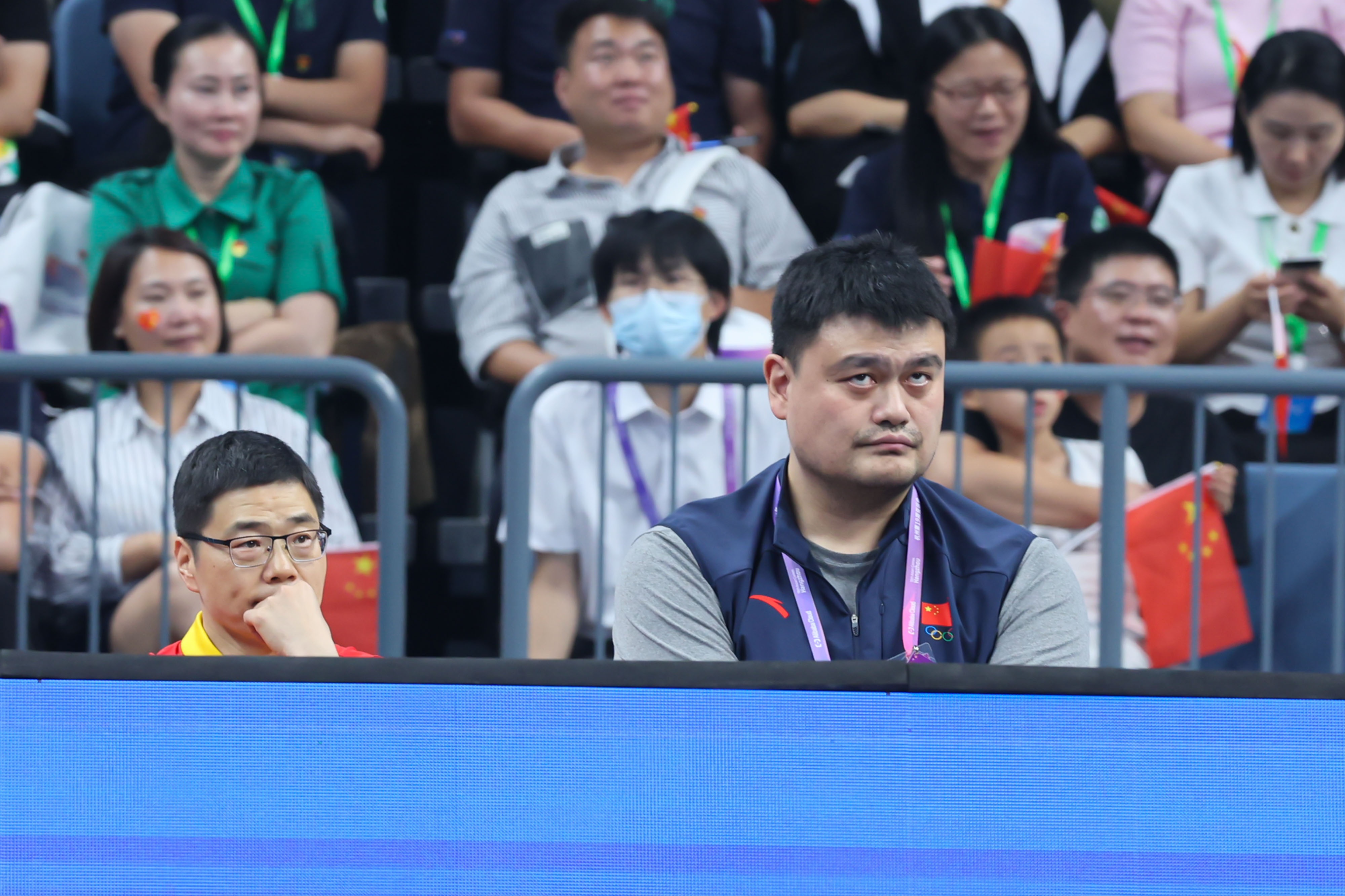 开云客户端下载-姚明谈缺点：没读过书就是有差距 一路走太顺&amp;对人情冷暖不重视